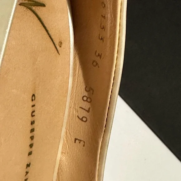 Giuseppe Zanotti Peep Toe Cream and Gray Patent Leather Stiletto Heels -…